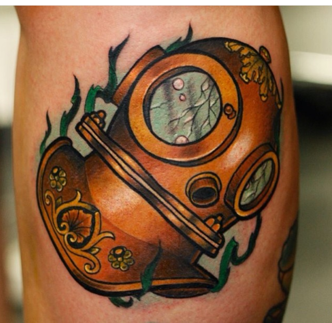 a cover-up tattoo of a diving helmet on the leg, berlin, germany