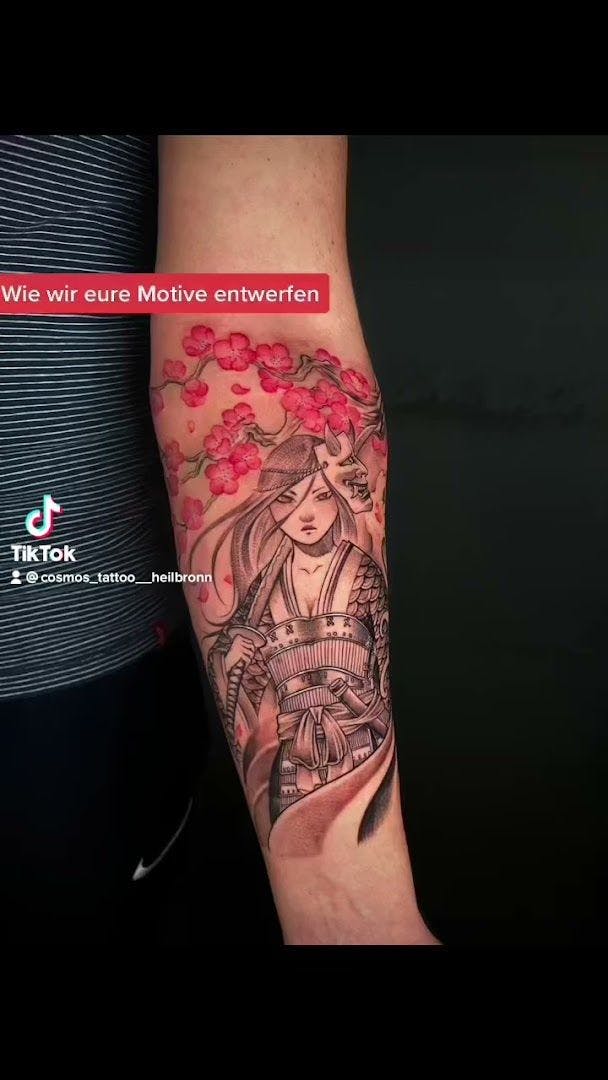 a woman with a narben tattoo on her arm, kreisfreie stadt heilbronn, germany