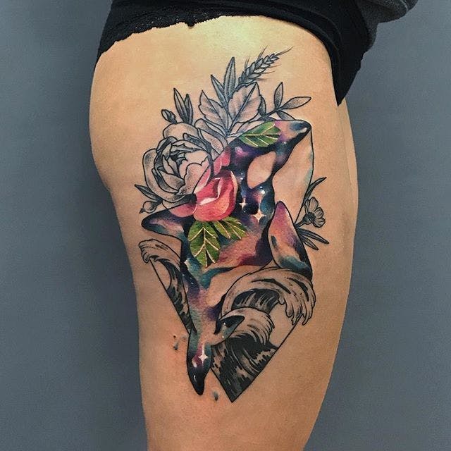 a narben tattoo of a fox with flowers on the thigh, minden-lübbecke, germany