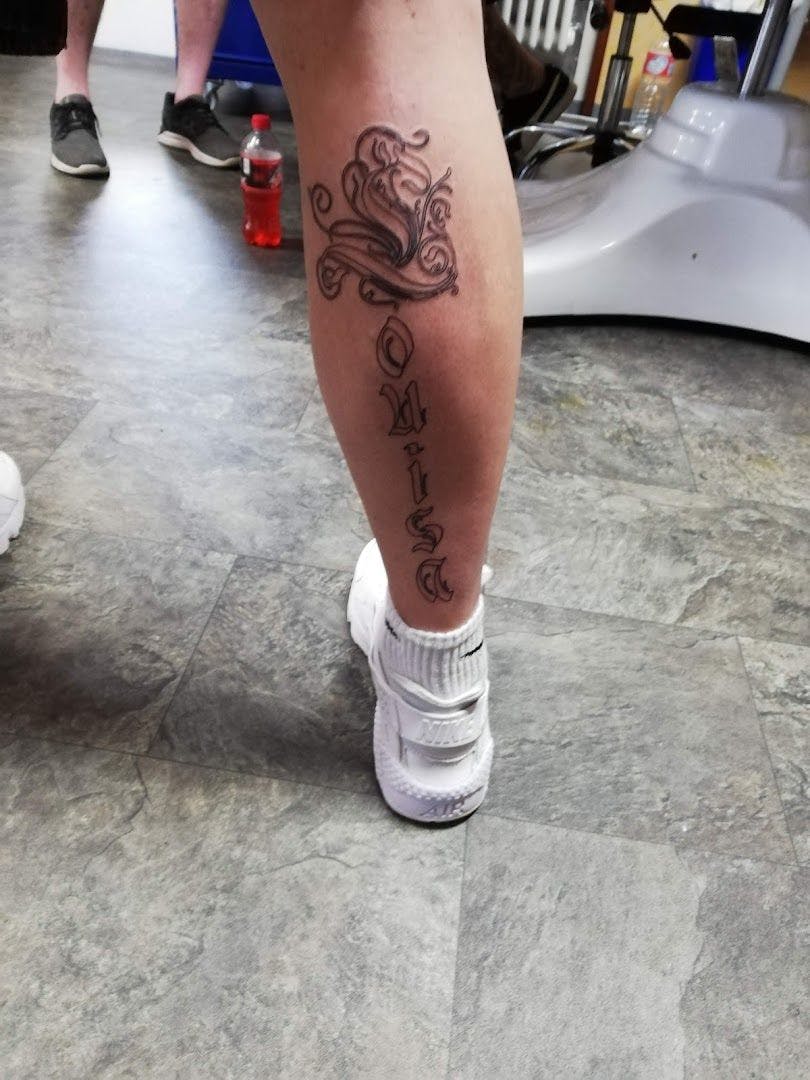 a narben tattoo on the leg of a man, neustadt an der waldnaab, germany